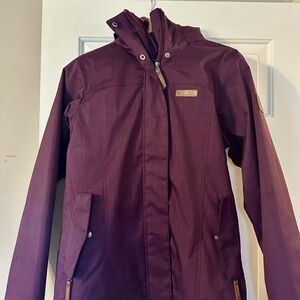 Columbia Women's 3-in-1 Interchange Purple Ski Jacket Like New, size Small